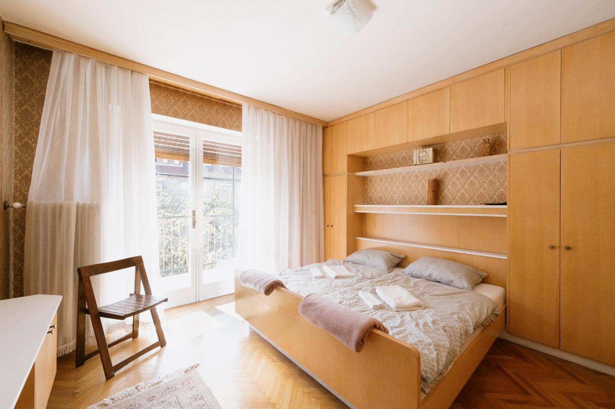 Ljubljana C17 4-Bedroom Private Row House With Garden And Parking Luaran gambar