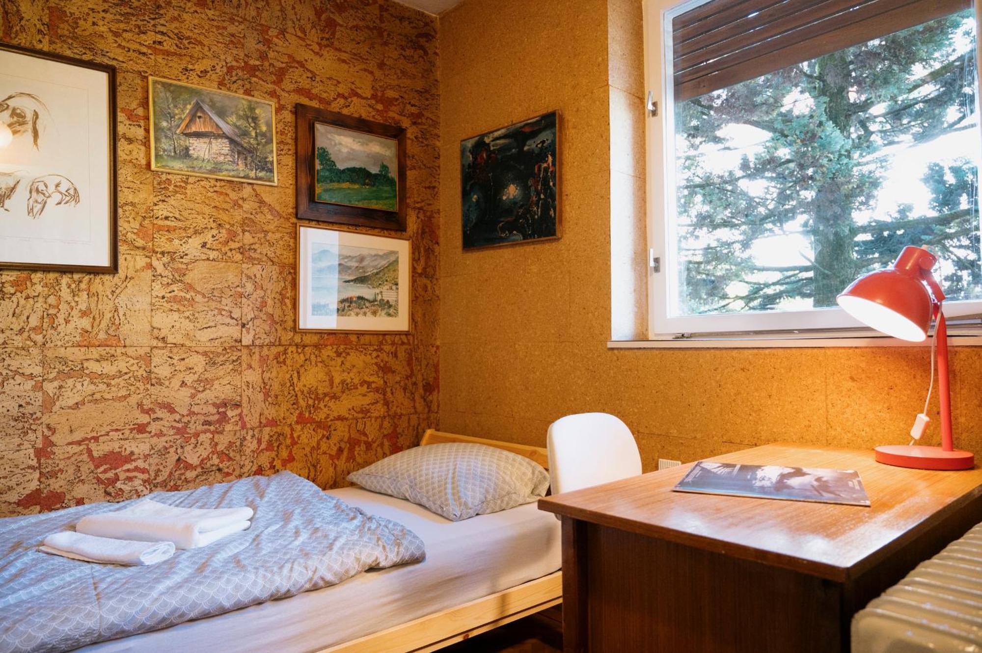Ljubljana C17 4-Bedroom Private Row House With Garden And Parking Luaran gambar